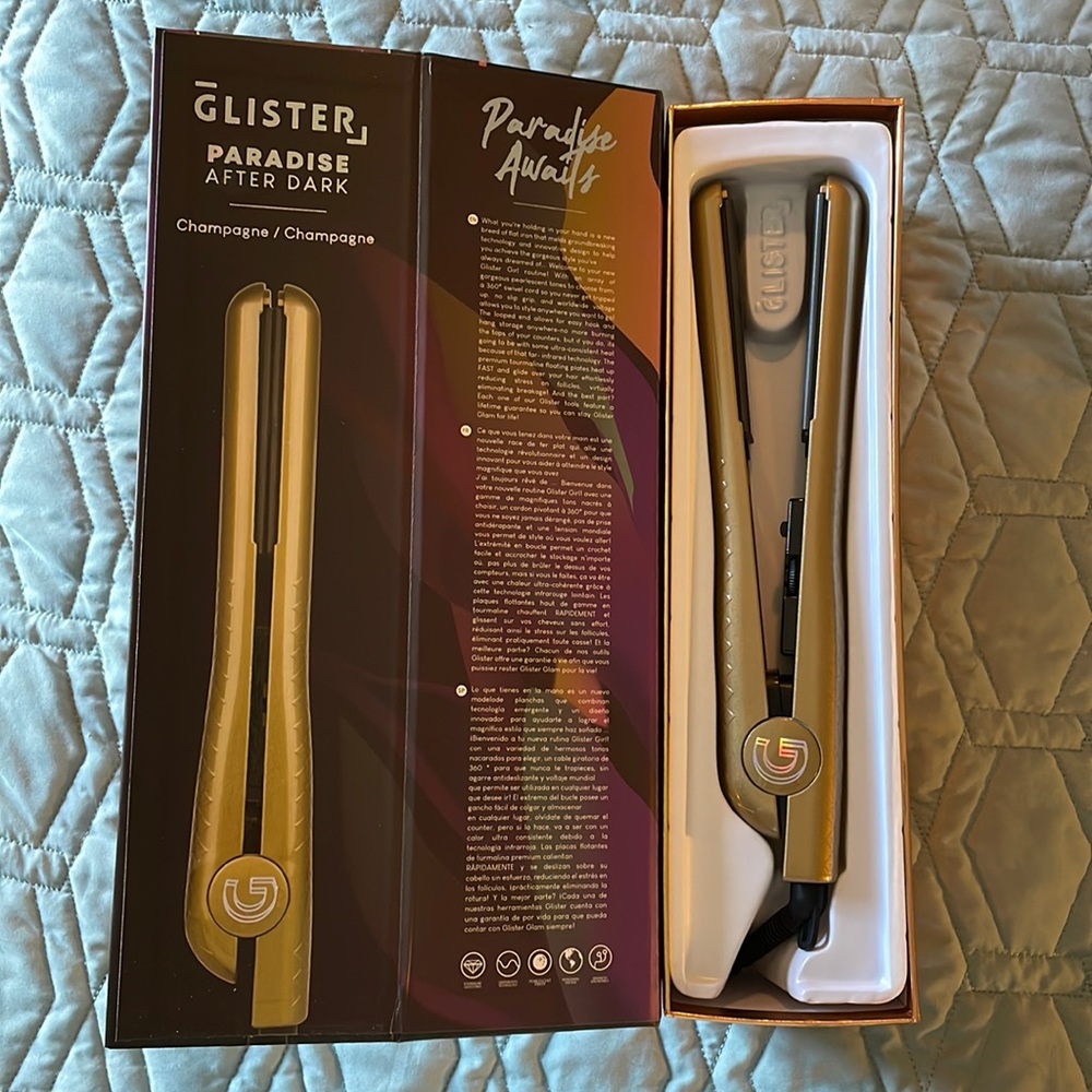 NWT Glitter, 32mm Premium Tourmaline-Ceramic Hair Straighter w/studio light ring